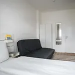 Spacious Apartment In Berlin Mitte For 6