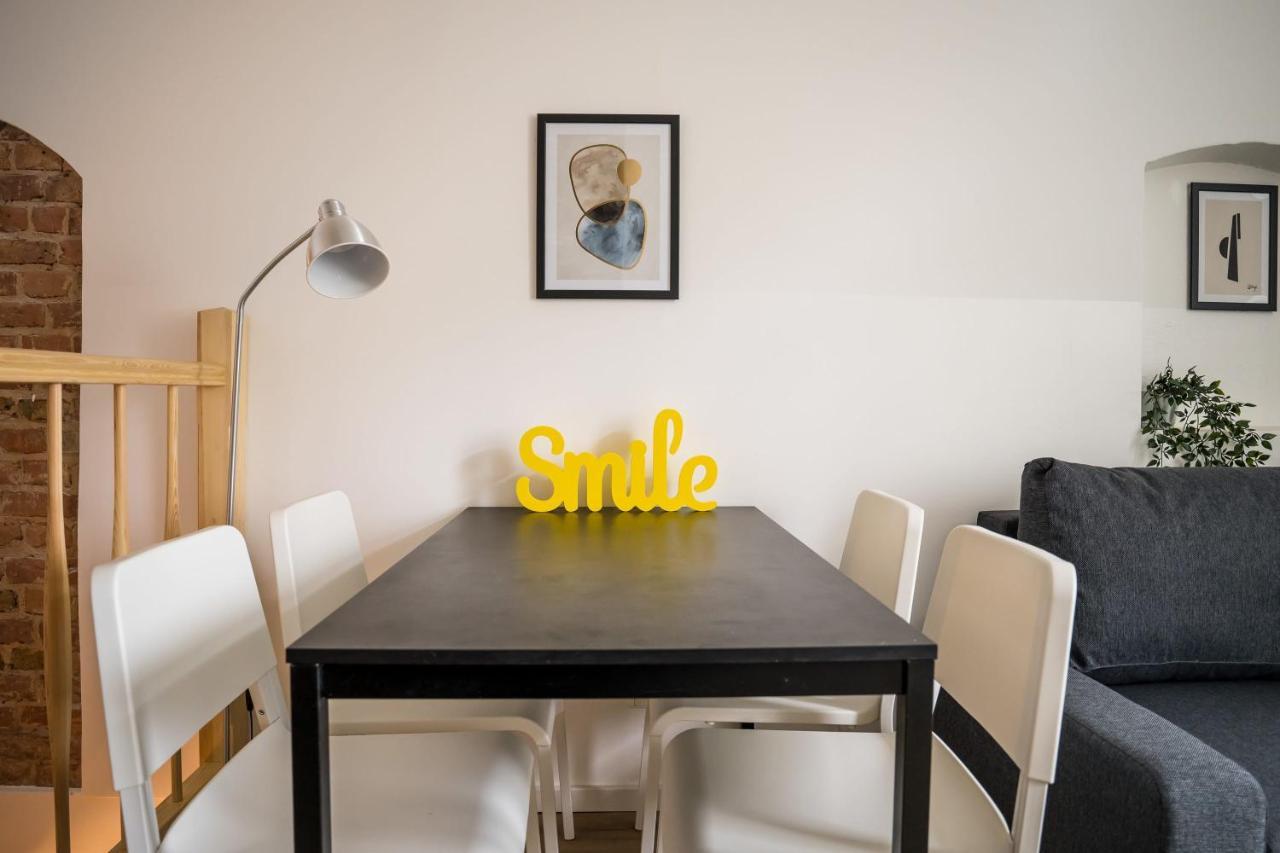 Spacious In Mitte For 6 Appartamento